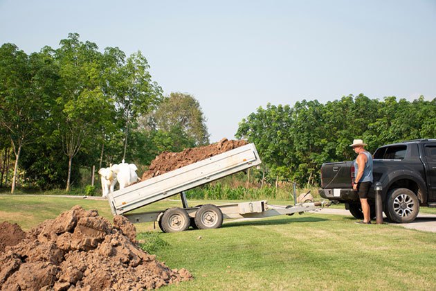 best poly dump cart for lawn tractor