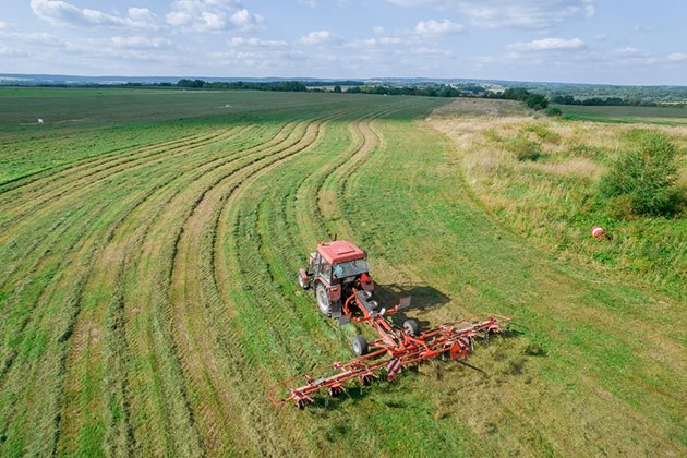 best landscape rake for tractor