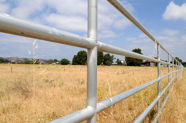 What does fencing mean in farming