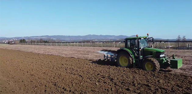 john deere 5075e vs case ih farmall 75c