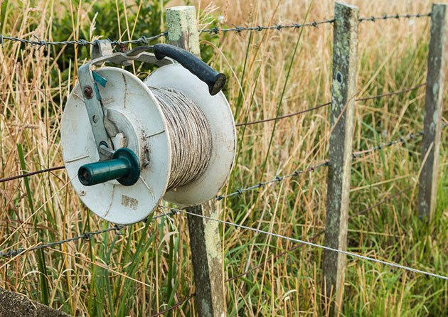 retractable electric fence reel