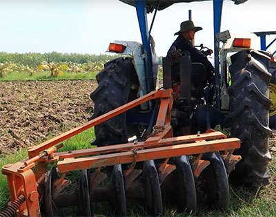 does ford 4000 have live pto