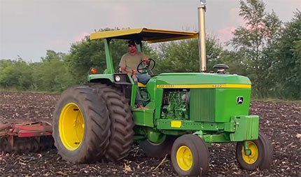 is a john deere 4230 a good tractor