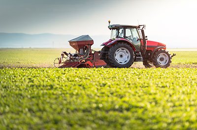 what makes a tractor a row crop tractor