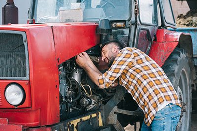 why does my tractor turn over but won't start