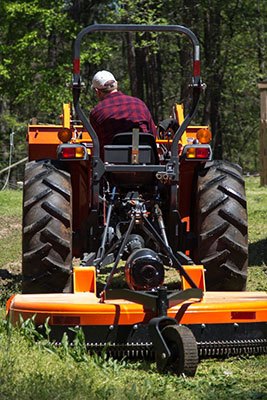 do bush hog blades need to be sharpened