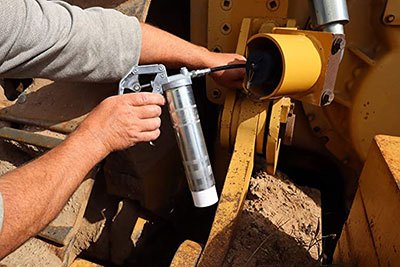 lube-shuttle grease gun