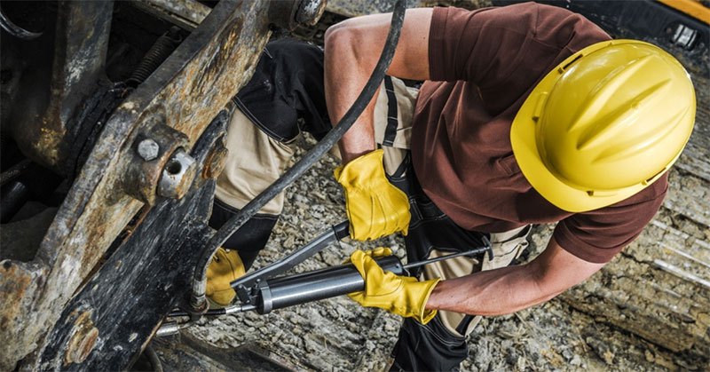 how to use a grease gun