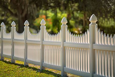 do vinyl fence posts need wood inserts