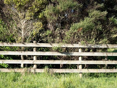 ranch style fence with wire