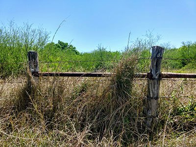 bracing wooden fence posts