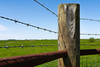 fencing barbed wire techniques